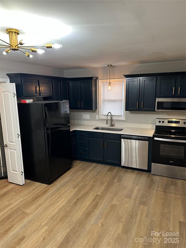 Photo - 816 E Catawba St