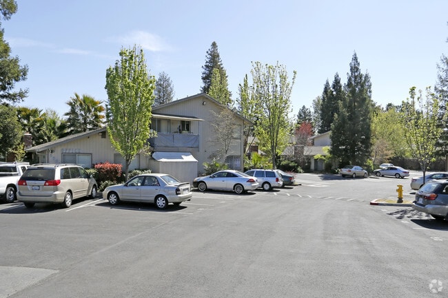 Foto principal - Parkside Villa Apartments