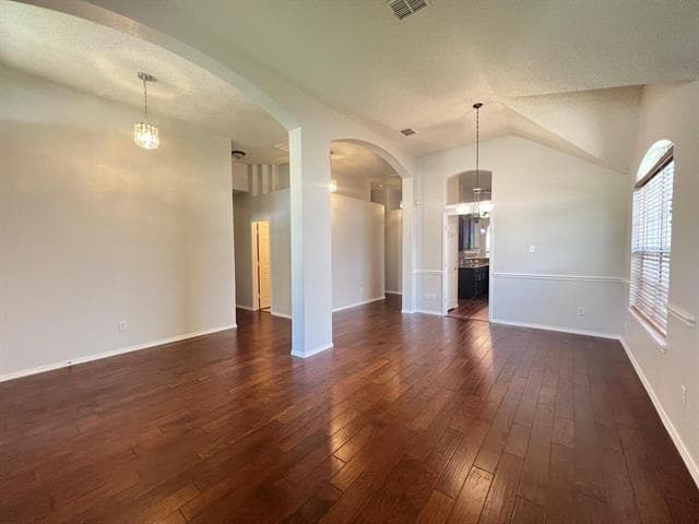 Photo - 2043 Wimbledon Dr