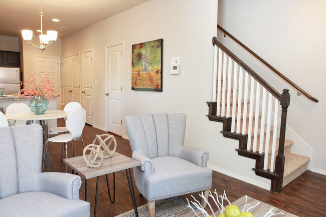 Pin Oak Townhomes - Pin Oak Townhomes