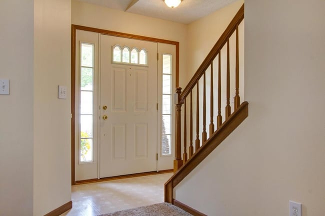 Photo - 8686 Olenbrook Dr