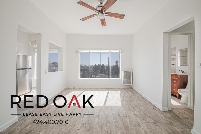 Photo - 932 Irolo St Unidad 403