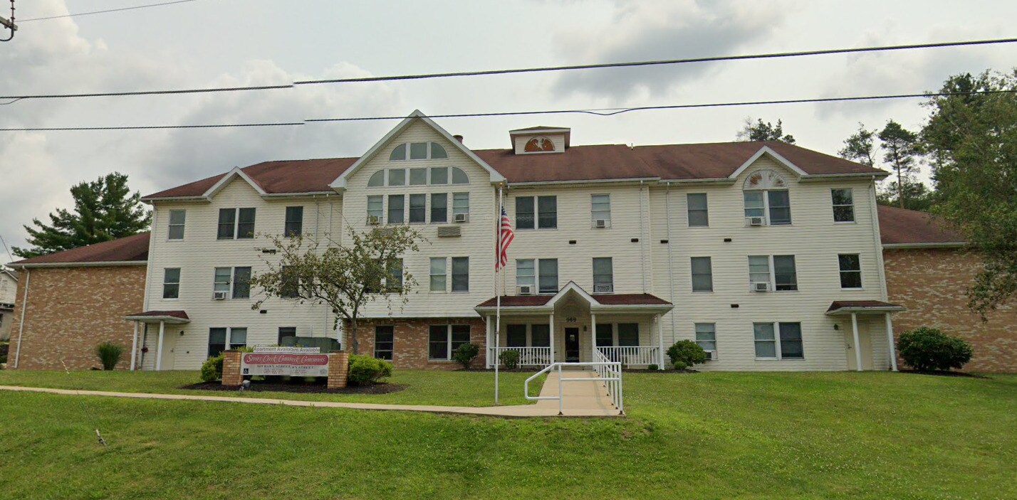 Stony Creek Commons - Stony Creek Commons Apartments