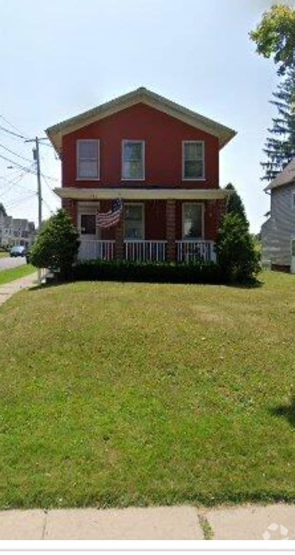 Building Photo - 106 E North St Unit #2 /UP Rental