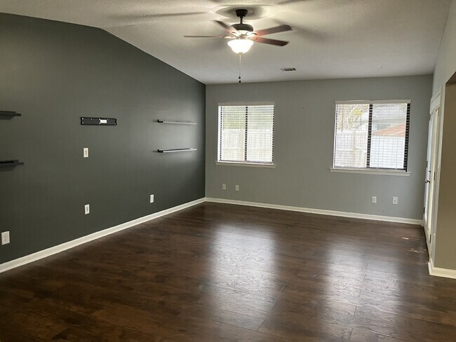 Photo - 19 Quail Ridge Cir S