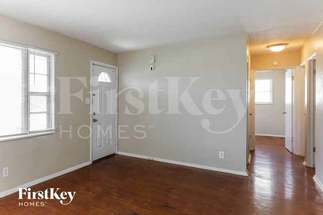 Photo - 4749 Normal Ave