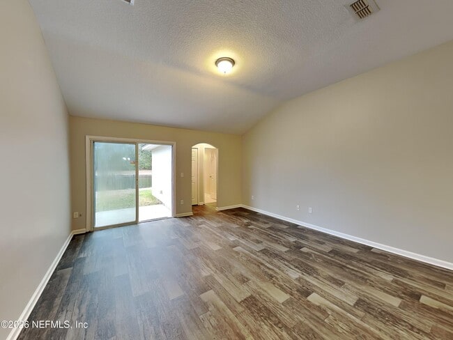 Photo - 83245 Purple Martin Dr