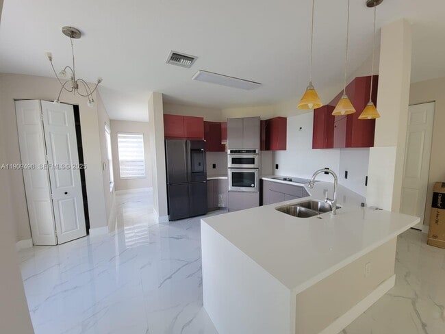 Photo - 5337 SW 183rd Ave