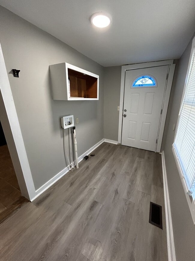 Photo - COMING SOON!  GORGEOUS 4BR/1BA - Large Cor...