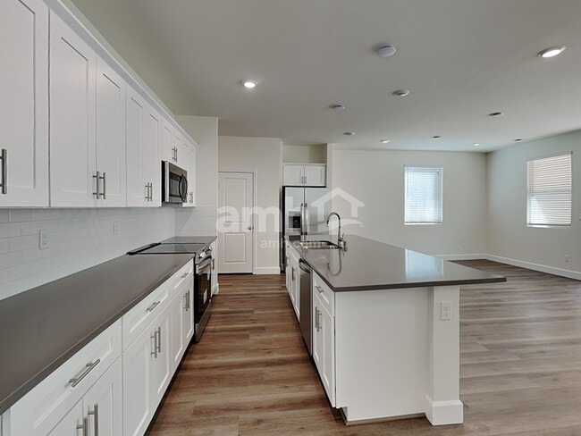Photo - 10377 Bishops Cap St