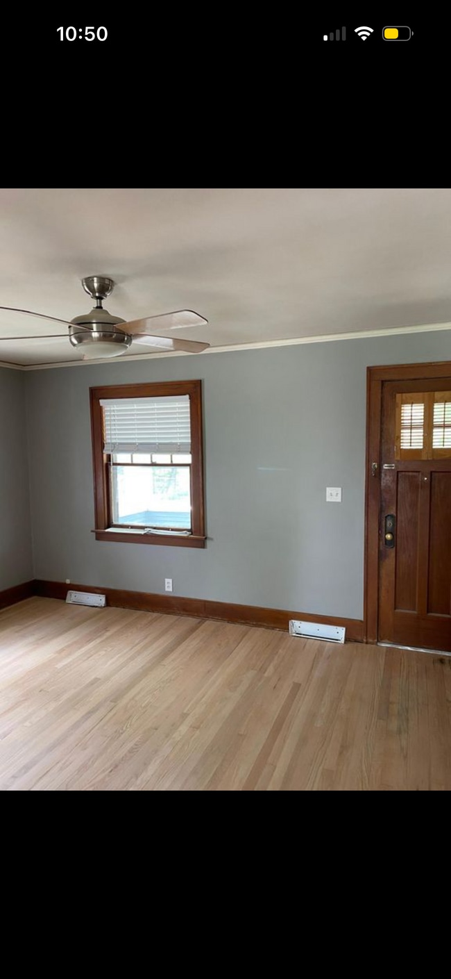 Photo - 6312 Woolworth Ave