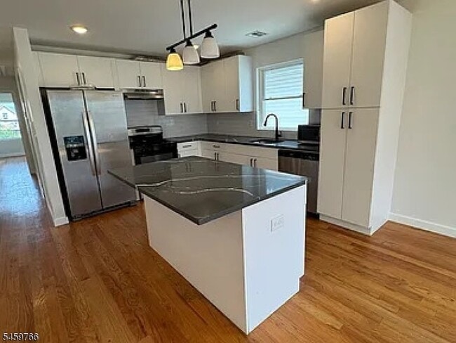 753 Seaport Dr. Unit 2