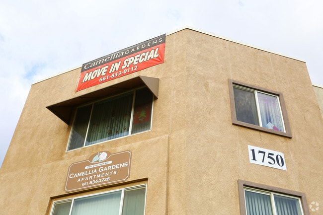 Photo - Camellia Gardens