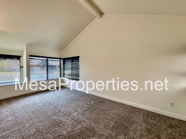 Photo - 2378 N Sycamore Ave