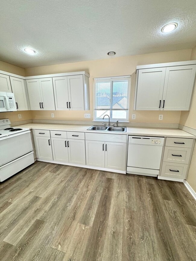 Photo - KAC609 - hofk01 Unit 14611