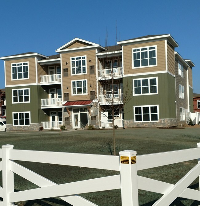 Photo - Essex Station Apartments