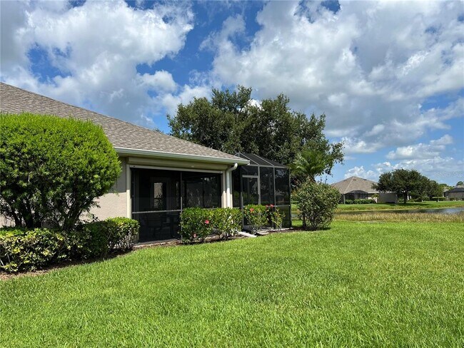 3653 Lakewood Blvd