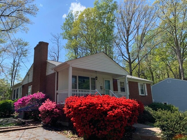 Building Photo - 604 Shamrock Rd Rental