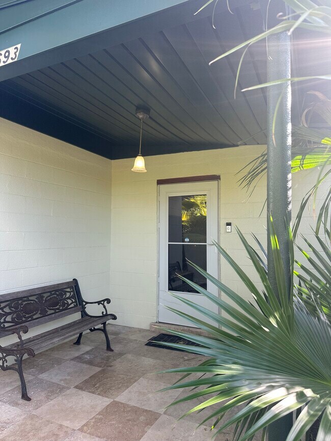 Photo - 693 Chestnut St