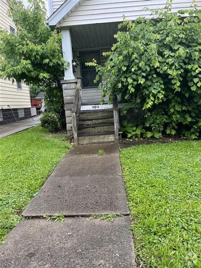 Building Photo - 10614 Avon Ave Rental