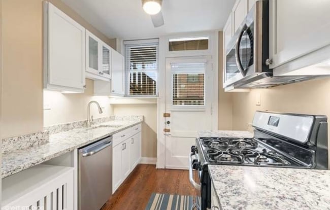 Photo - 715 Washington Blvd Unidad 1C