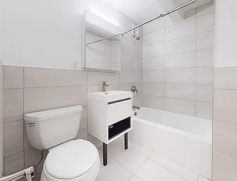 Photo - East 26th Street Unidad 1RW