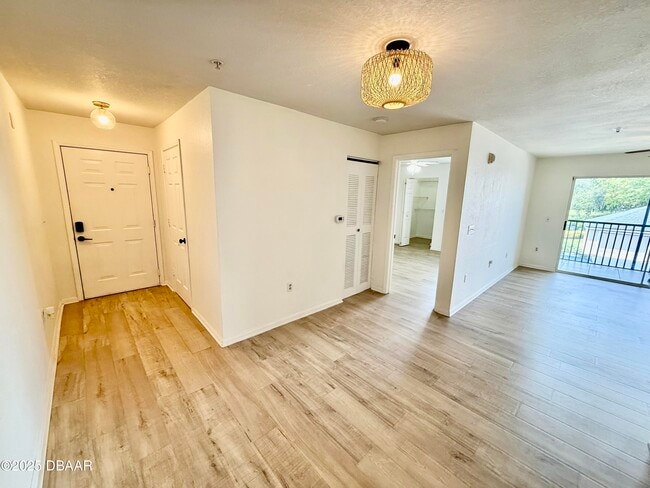 Photo - 940 Village Trail Unit 8-205