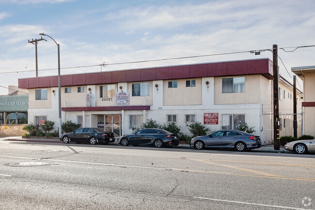 Photo - The Roman Apartments