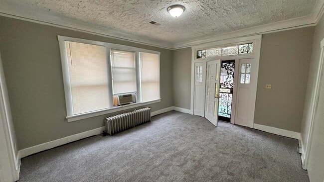 Photo - 1114 Azalia St
