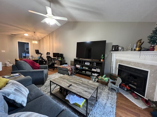 Photo - Charming townhome close to Cherry Point!