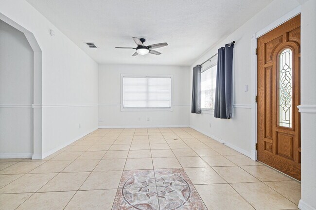 Photo - "Charming 4-Bedroom Tampa Home with 2 Full Baths and Spacious Layout!"