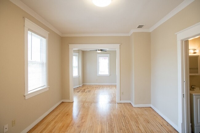 Photo - 829 E Clarke St Unit 829-2R