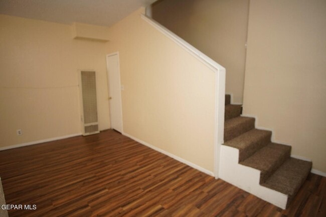 Photo - 3403 Pershing Dr