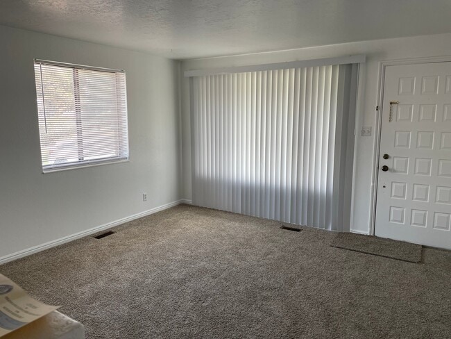 Photo - 2894 S 625 W