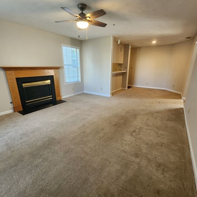 Photo - 300 Waterdown Dr