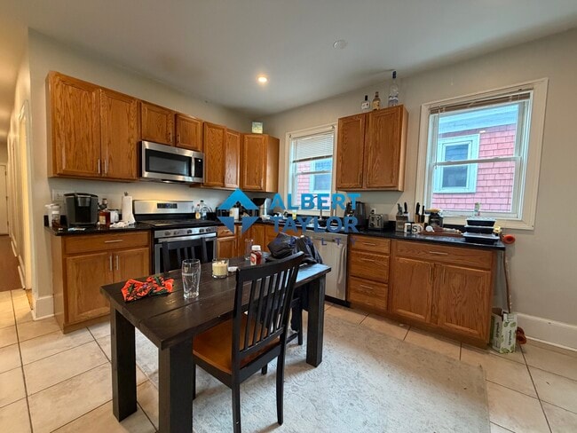 Photo - 226 Calumet St Unit 2