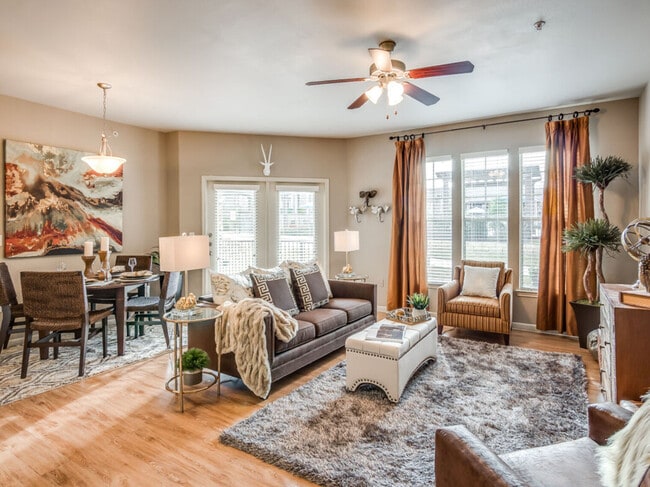 Riverside Villas Apartments
