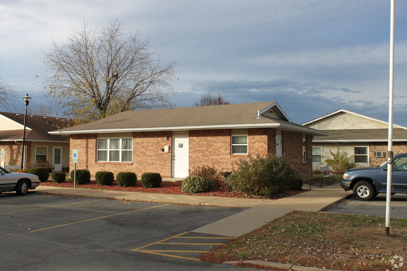 Village Green Apartments - Village Green Apartments