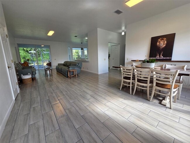 Photo - 3323 Songbird Ln