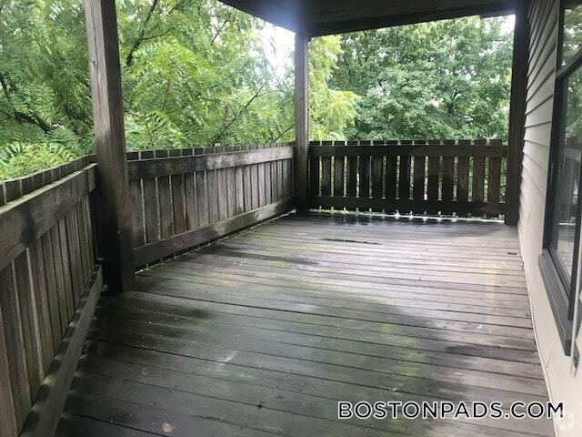 Building Photo - 8 Adella Pl Rental