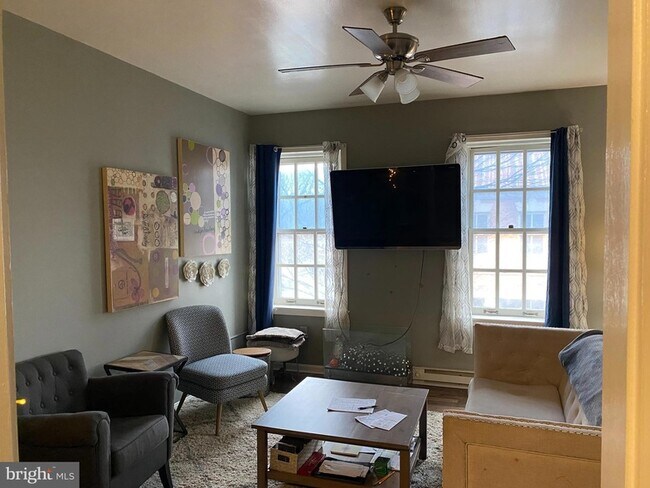 Photo - 44 S Loudoun St Unit 12