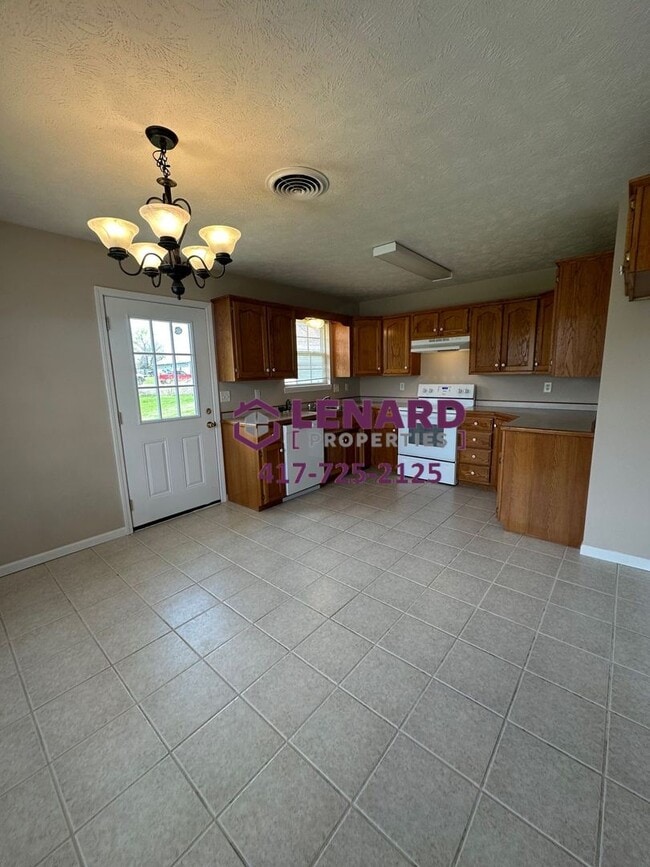 Photo - W Bradford - Urich Unit 417 W Bradford