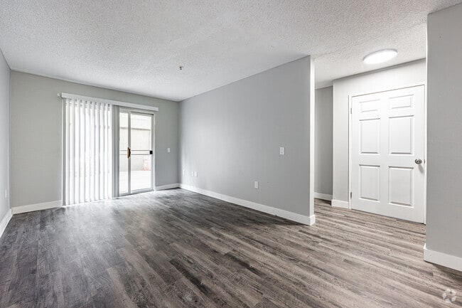 3BR, 2BA - 1,100SF - Living Room - Sereno Hills