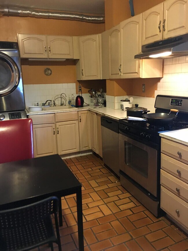 Photo - 6 Wise St Unit 1