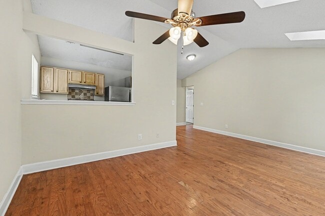 Photo - 3 Bedroom 2 Bathroom House