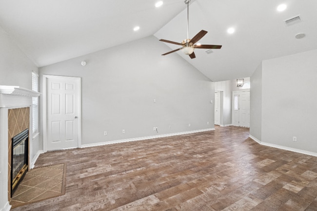 Photo - 1702 Sycamore Ave