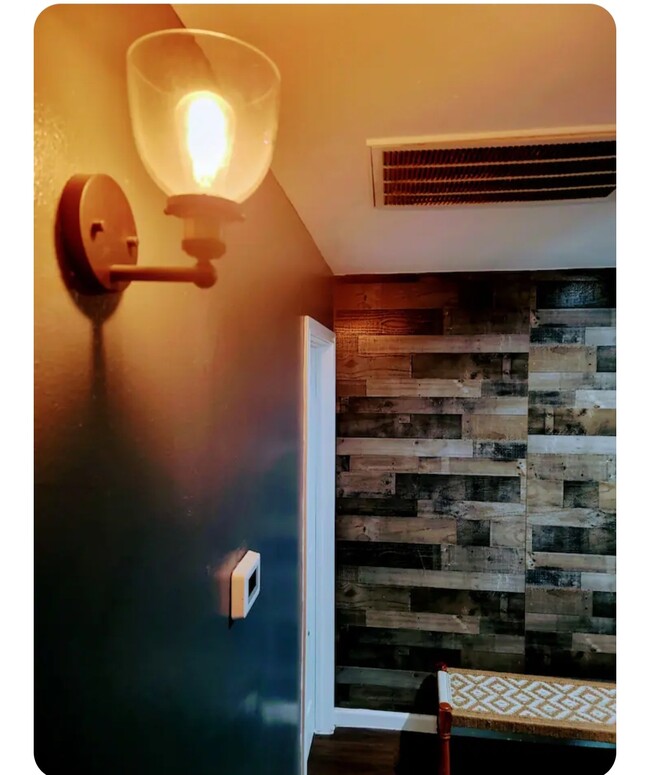 Photo - 6222 Foster St