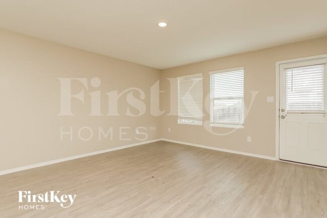 Photo - 5196 Fowler Crst