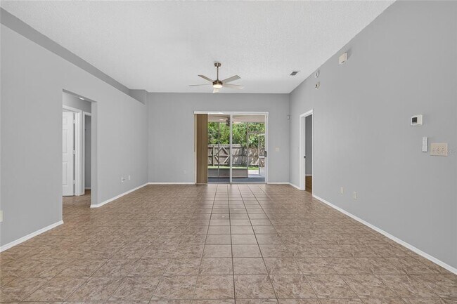 Photo - 1053 Sugarberry Trail