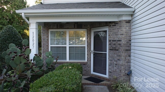 Photo - 12027 Stratfield Pl Cir